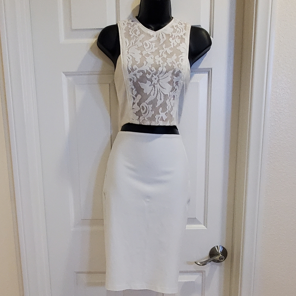 White Lace Fromt Crop Top